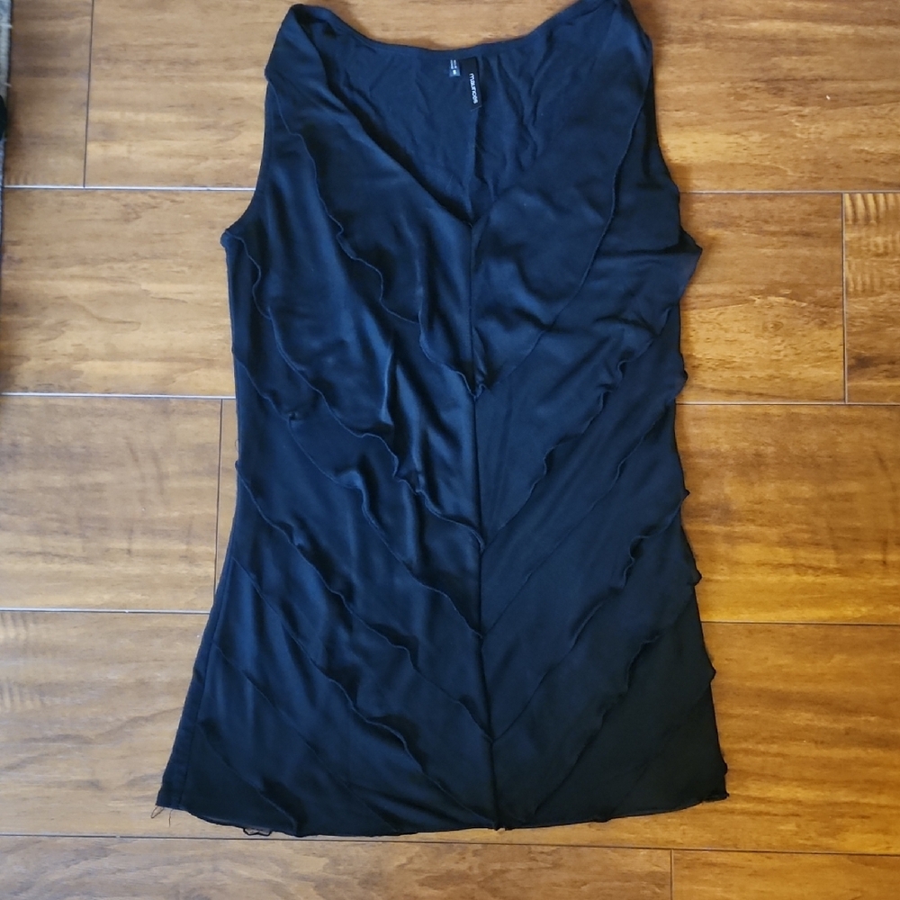 Elegant Black Sleeveless Dress